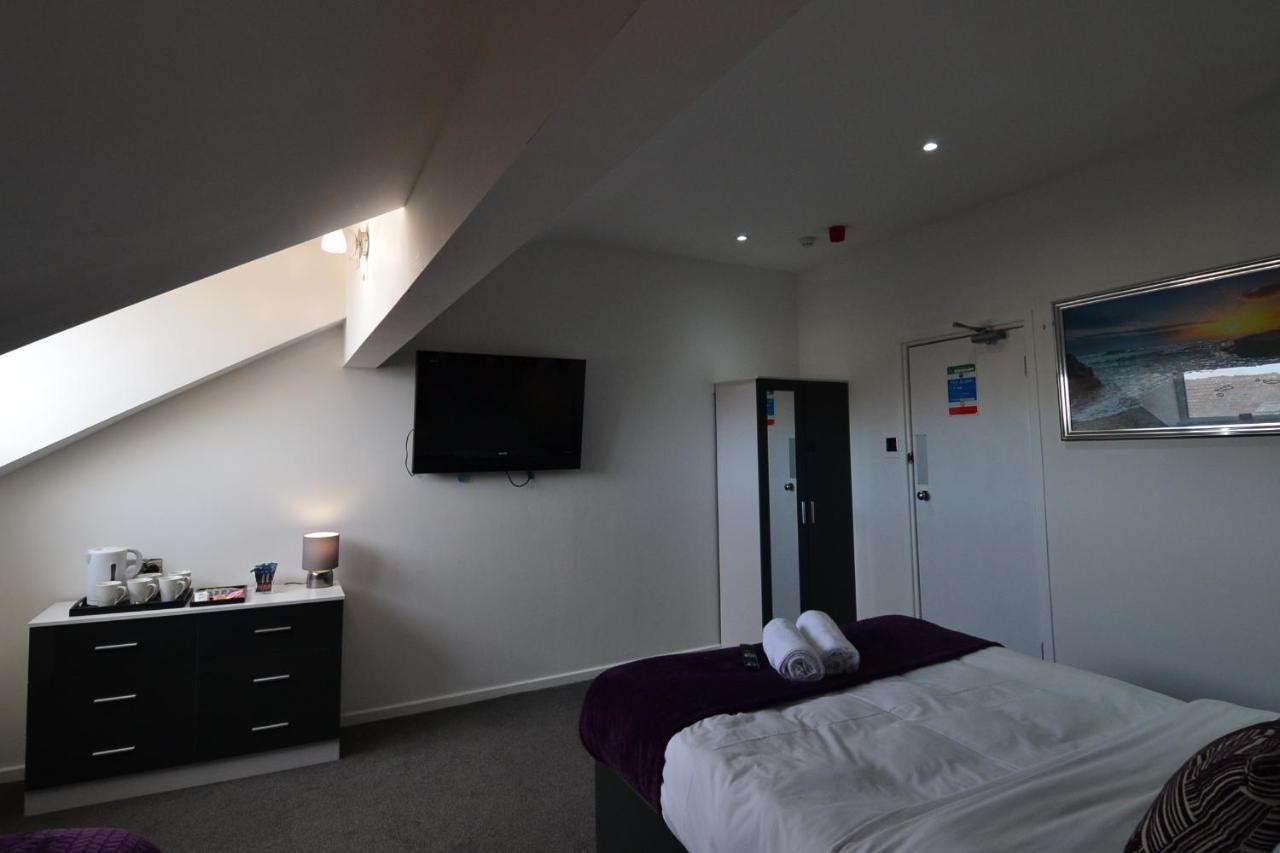 Hotel 33 Blackpool Exterior photo