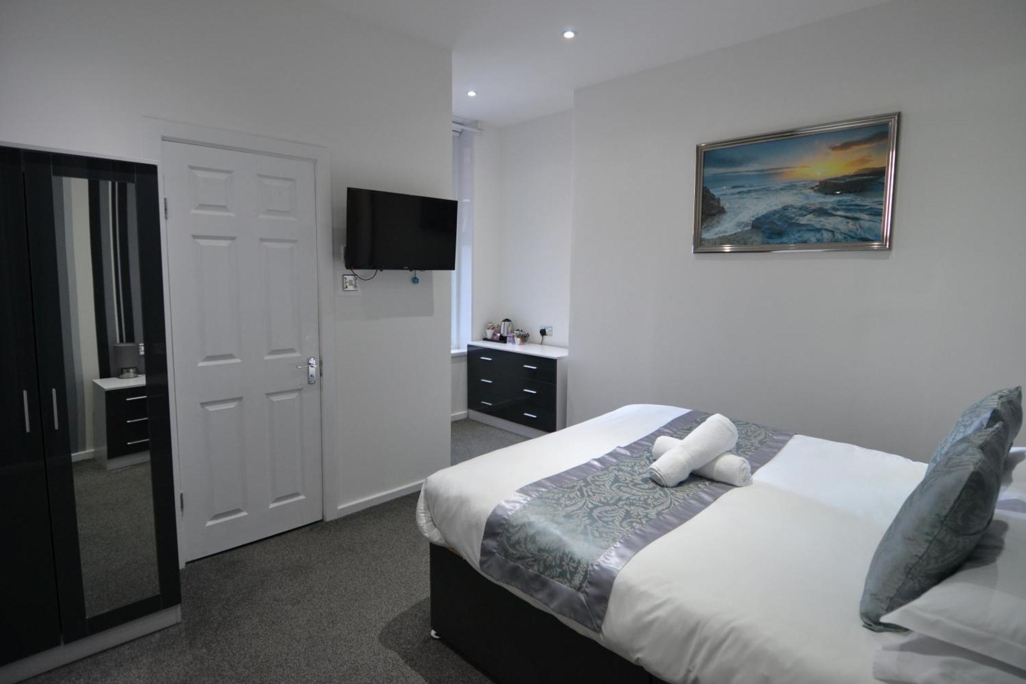 Hotel 33 Blackpool Room photo
