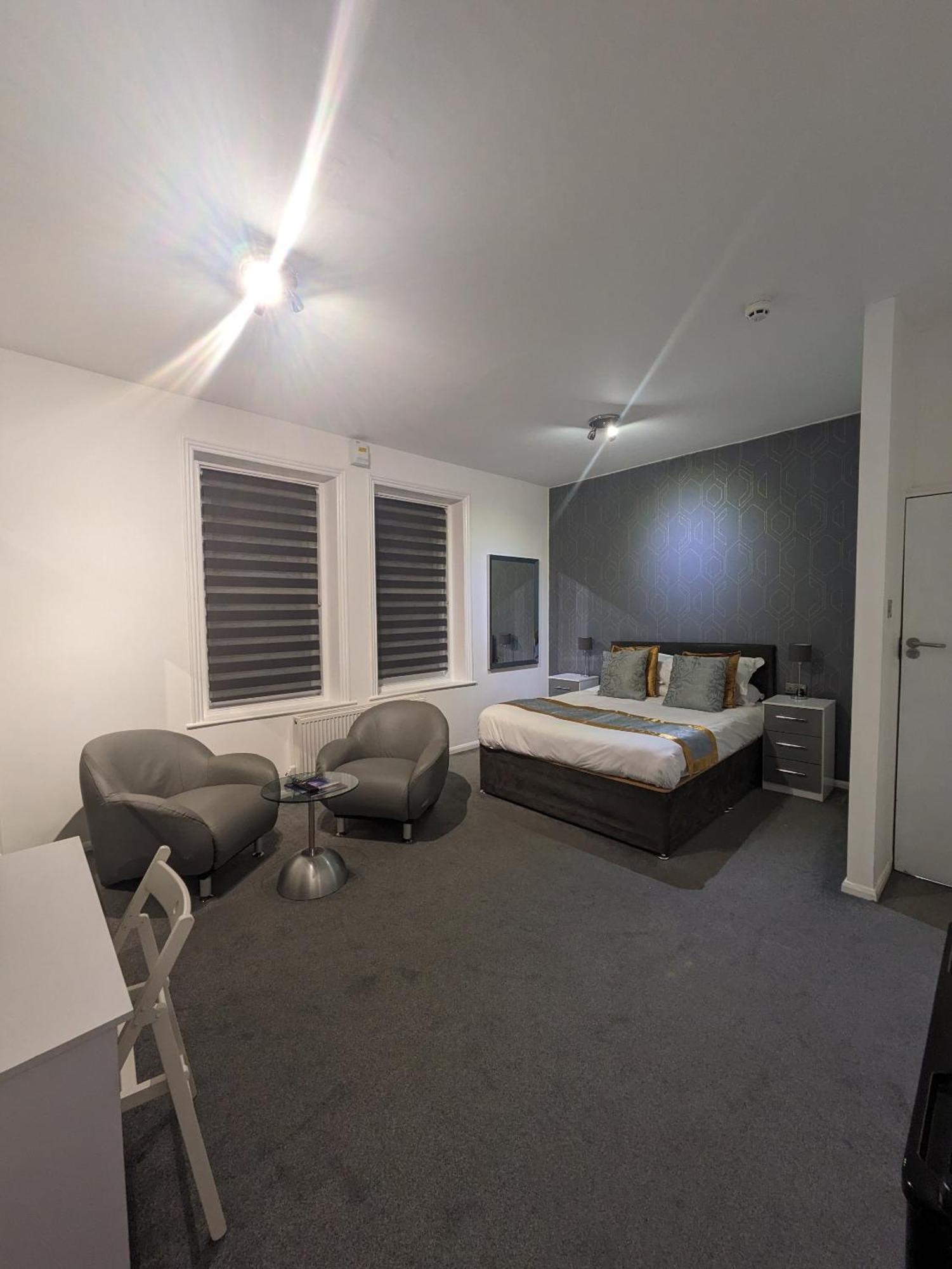 Hotel 33 Blackpool Room photo