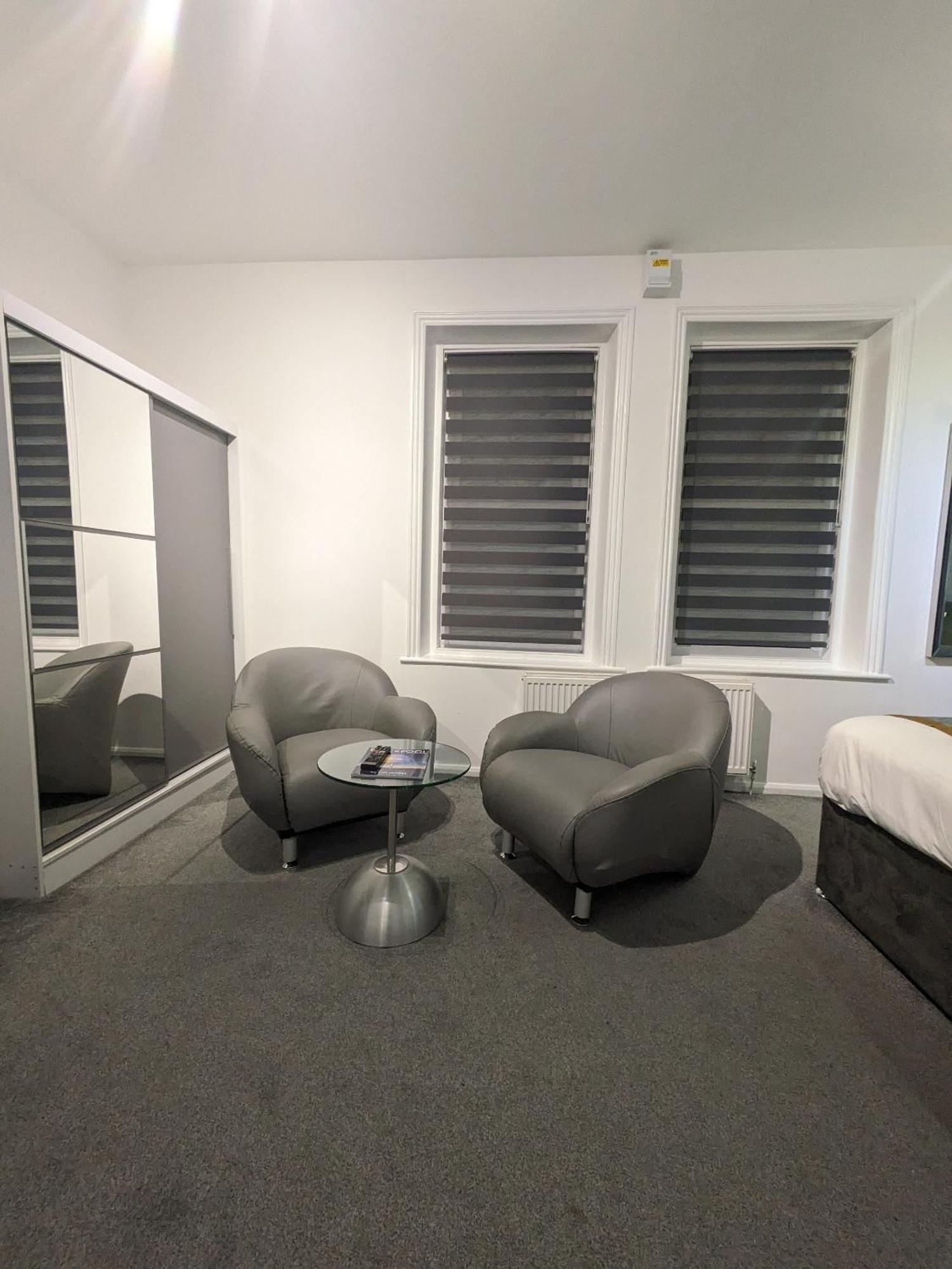 Hotel 33 Blackpool Room photo