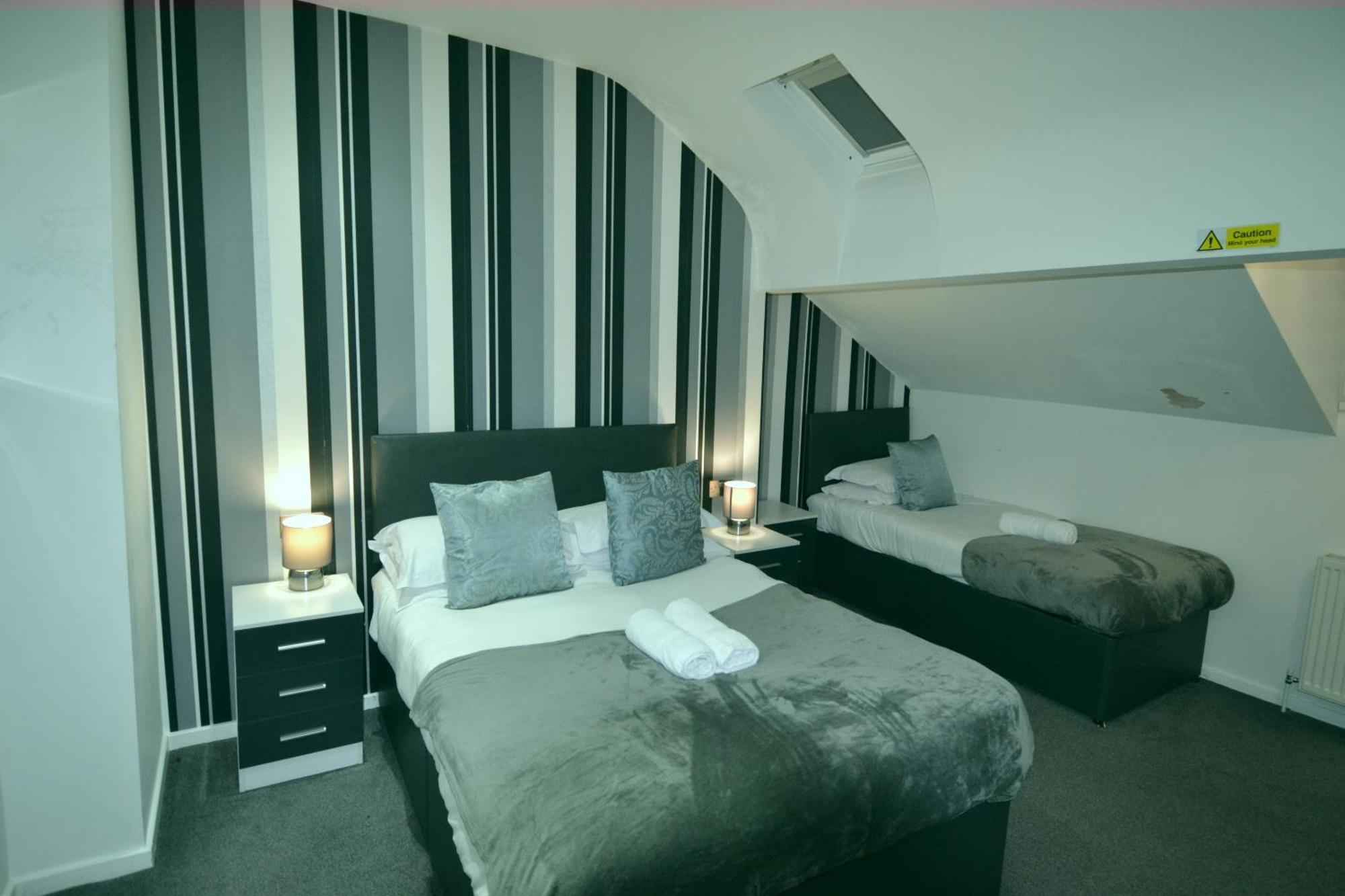 Hotel 33 Blackpool Room photo